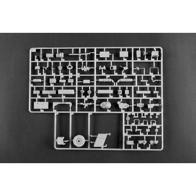 Trumpeter German Leopard 2A6 MBT 1/16