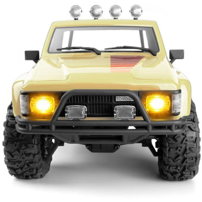 Venture18 1985 Toyota Hilux SR5 - krémový