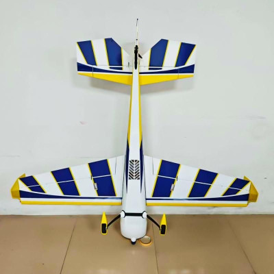 60” Edge 540 V2 ARF - žlutá 1,52m