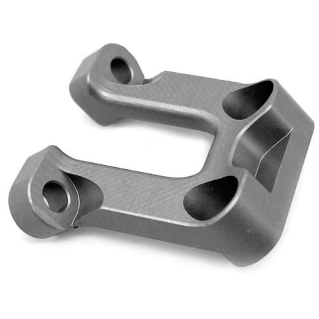 Hliníková výztuha zadní věže tlumičů (pro víko skříně převodovky SW2200413D)