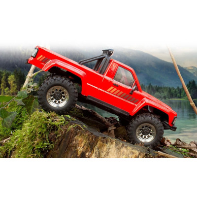 Venture18 Flux 1985 Toyota Hilux SR5 - červený