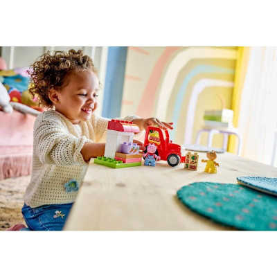 LEGO Minecraft - Traktor a tržnice