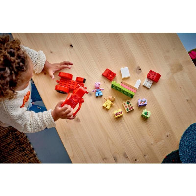 LEGO Minecraft - Traktor a tržnice