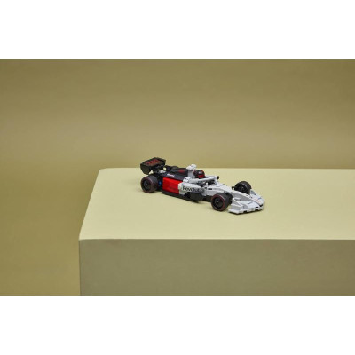 LEGO Speed Champions - Závodní auto Audi Revolut F1® Team R26