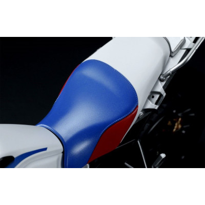 MENG - BMW R 1250 GS ADV 1:9 modell | RCsvet