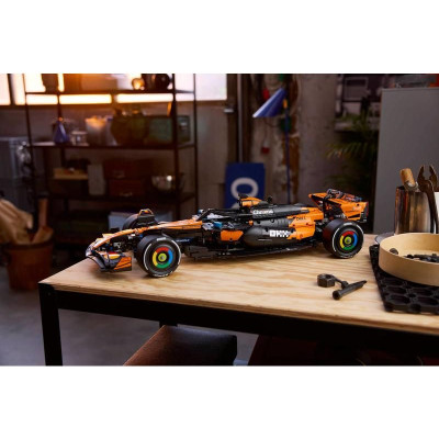 LEGO Technic - McLaren F1 Team MCL39