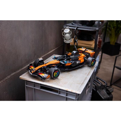 LEGO Technic - McLaren F1 Team MCL39