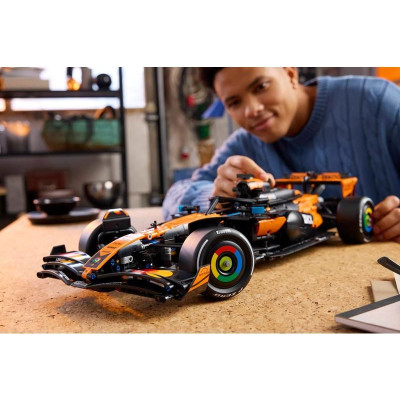 LEGO Technic - McLaren F1 Team MCL39