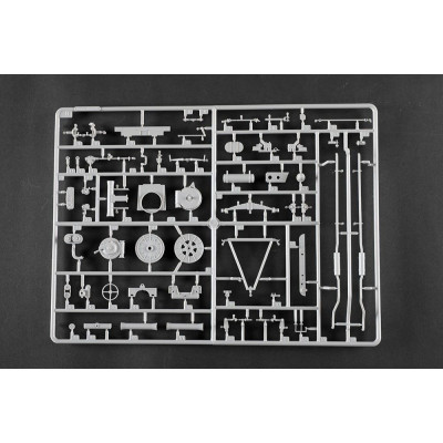 Trombitás Sd.Kfz.9 Tüzérség 1/35 verzió | RCsvet