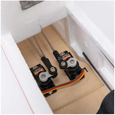 E-flite V1200 1.2m PNP