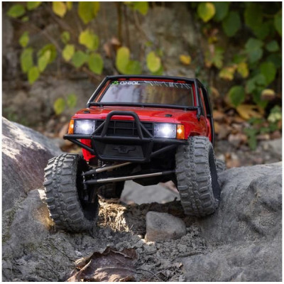 Axial SCX10 III Toyota SR5 1987 1:10 4WD RTR pískový