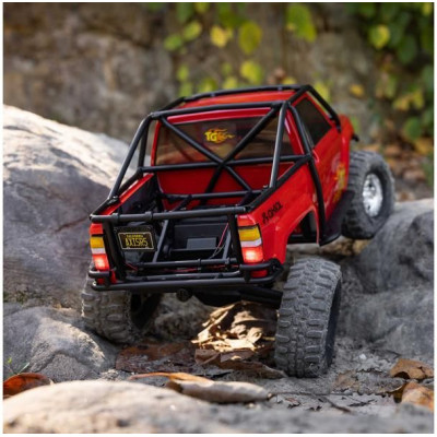 Axial SCX10 III Toyota SR5 1987 1:10 4WD RTR červený