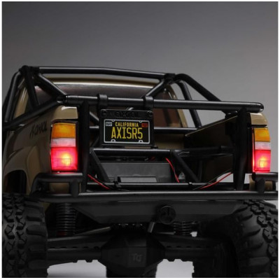 Axial SCX10 III Toyota SR5 1987 1:10 4WD RTR červený
