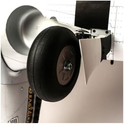 Hangar 9 P-51D Mustang 1.8m 20cc ARF