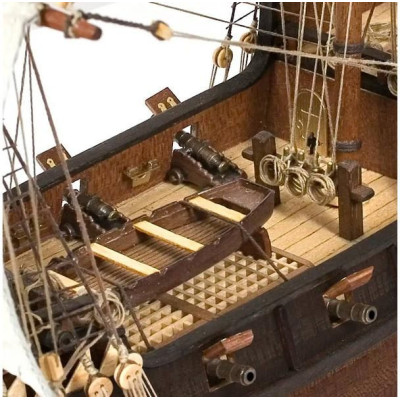 OCCRE Buccaneer pirátská loď 1:100 kit