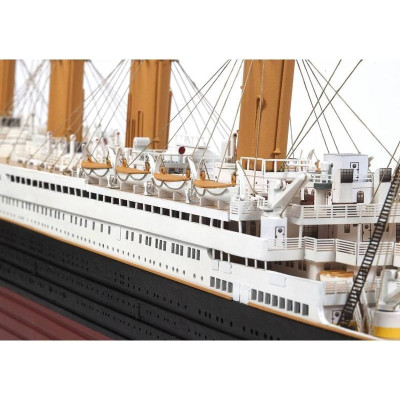 OCCRE Titanic 1:300 kit
