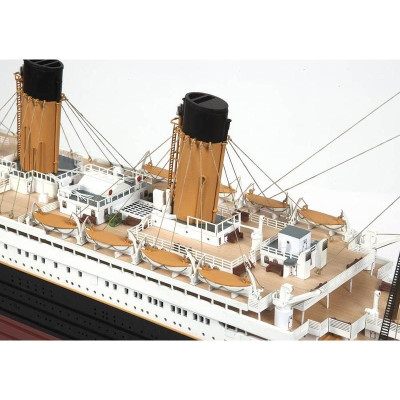 OCCRE Titanic 1:300 kit