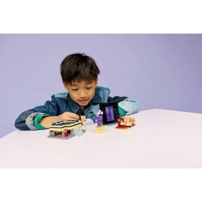 LEGO Minecraft - Cesta portálem do Netheru a Endu