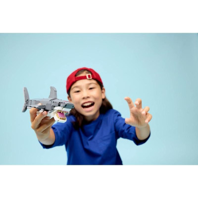 LEGO Creator - Divoký žralok a truhla s pokladem