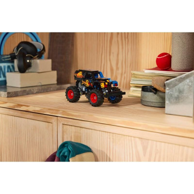 LEGO Technic - Monster Jam™ Grave Digger™ Oheň a led