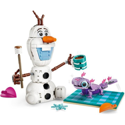 LEGO Disney - Olaf a Bruni na zábavném pikniku