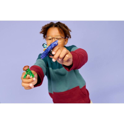 LEGO Ninjago - Nya vs. spinner zmutované příšery