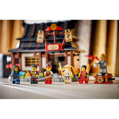 LEGO Ninjago - Kovárna Čtyři zbraně: 15 let NINJAGO