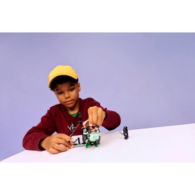 LEGO Harry Potter - Hagrid™ a Harryho útěk ze Zobí ulice