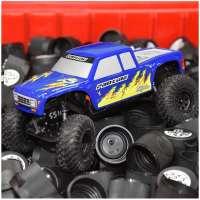 Pro-Line karosérie 1:30 Coyote High Performance modrá: Axial SCX30