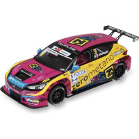 SCX Classic Cupra León Competición Zero Metano pályaautó 1:32 méretarányban, világítással, SCX Classic analóg pályákhoz. Ha kiegészíted az SCX Advance A típusú - hosszú SCXE10405X200 átalakító készletet, az autót használhatod az Advance pályán is.