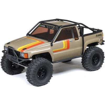 Axial SCX10 III Toyota SR5 1987 1:10 4WD RTR homok
