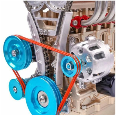 Teching čtyřválcový motor