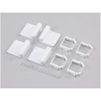 Az E-flite Conscendo 2.0m RC modelljének alkatrészei: szervomotor-tartók, fedelek.