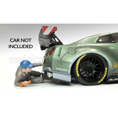 AMERICAN DIORAMA FIGURES MAN TOP TUNER 4 - VARIOUS 1/18