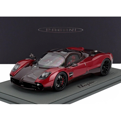 BBR MODELS PAGANI UTOPIA 2022 - CON VETRINA - WITH SHOWCASE - ROSSO DUBAI - RED 1/18
