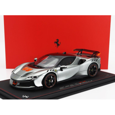 BBR MODELS FERRARI SF90 XX STRADALE 2024 - CON VETRINA - WITH SHOWCASE - GRIGIO COMPETIZIONE - GREY MET ORANGE 1/18