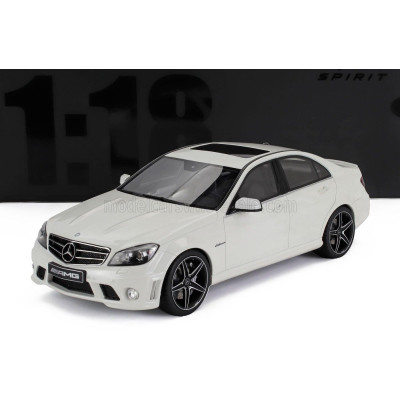 GT SPIRIT MERCEDES BENZ C-CLASS C63 AMG 2007 - DIAMOND WHITE 1/18