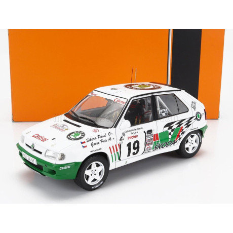 IXO MODELS ŠKODA FELICIA N 19 RALLY TOUR DE CORSE 1995 P.SIBERA - P.GROSS - WHITE GREEN 1/18