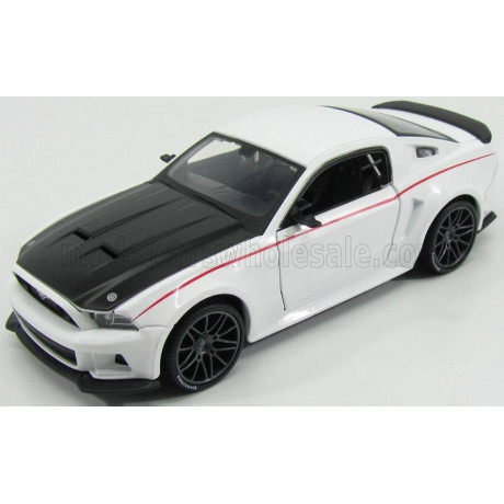 MAISTO FORD USA MUSTANG COUPE STREET RACER 2014 - WHITE BLACK 1/24