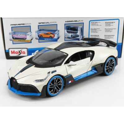 MAISTO BUGATTI DIVO 2018 - WHITE 1/24