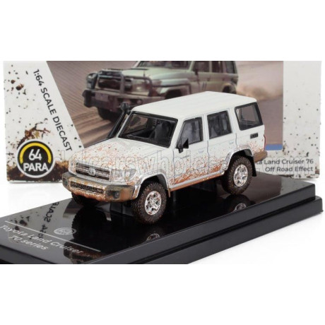 PARAGON MODELS TOYOTA LAND CRUISER LC76 OFF ROAD LHD 2017 - WHITE MUD 1/64