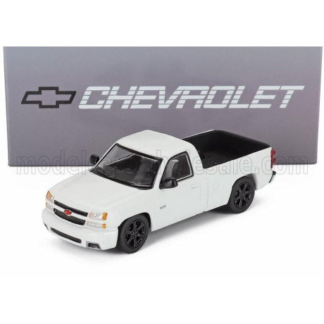 PARAGON MODELS CHEVROLET SILVERADO CATEYE SS SINGLE CAB PICK-UP 2006 - WHITE 1/64