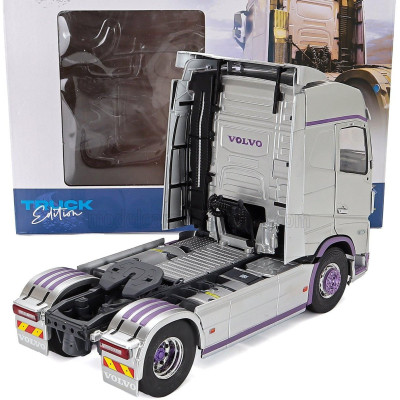 SOLIDO VOLVO FH16 750 GLOBETROTTER XL TRACTOR TRUCK 2-ASSI 2021 - SILVER PURPLE 1/24