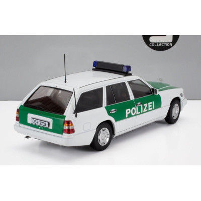 TRIPLE9 MERCEDES BENZ E-CLASS (S124) T-MODEL SW STATION WAGON POLIZEI 1995 - WHITE GREEN 1/18
