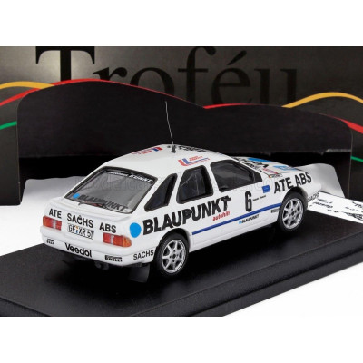TROFEU FORD ENGLAND SIERRA XR 4x4 N 6 WINNER RALLY INVERNALE SACHS 1986 GUSTEL BRUSCH - DETLEF SCHALLER - WHITE 1/43