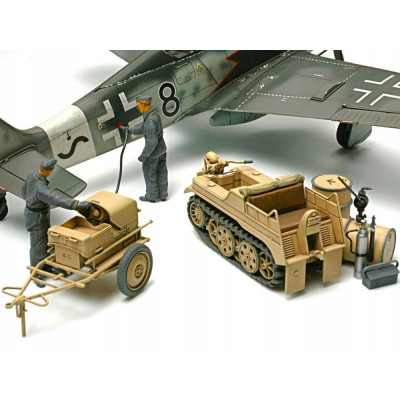 Tamiya 1:48 Kettenkraftrad APS motorral | RCsvet