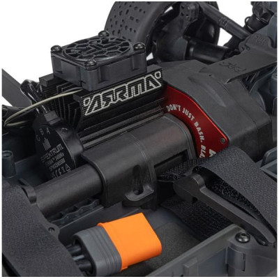 Arrma Infraction 223S DSC BLX 1:8 RTR modrá