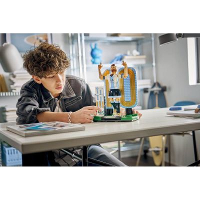 LEGO Editions - Lionel Messi – Fotbalová legenda