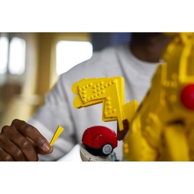 LEGO Pokémon - Pikachu a Pokébal