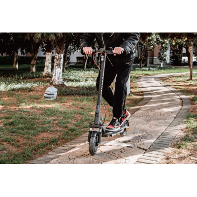 Elektrická koloběžka NAVEE EasyRide E25 Pro